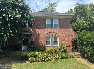 6368 Ridge Dr, Bethesda, MD 20816