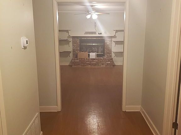 2nd image of 142 Caldwell Ave