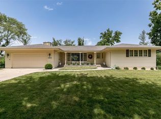 3606 Random Rd SE, Cedar Rapids, IA 52403