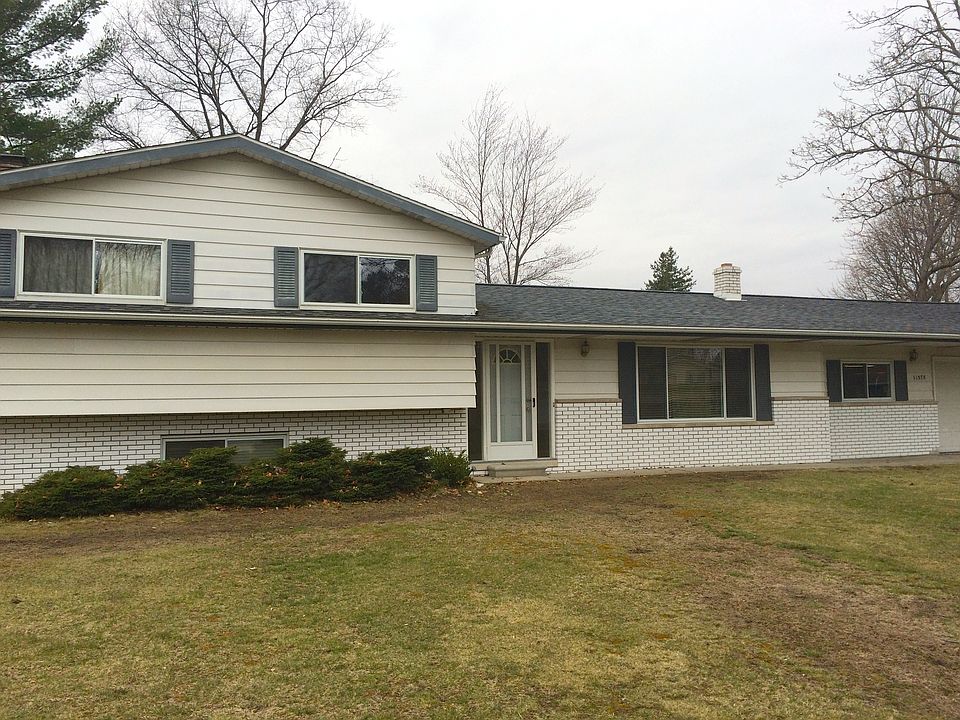 1st image of 11375 Colonial Woods Dr