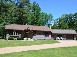 W5752 Daoust Rd, Tomahawk, WI 54487