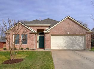 3901 Luck Hole Dr, Denton, TX 76210