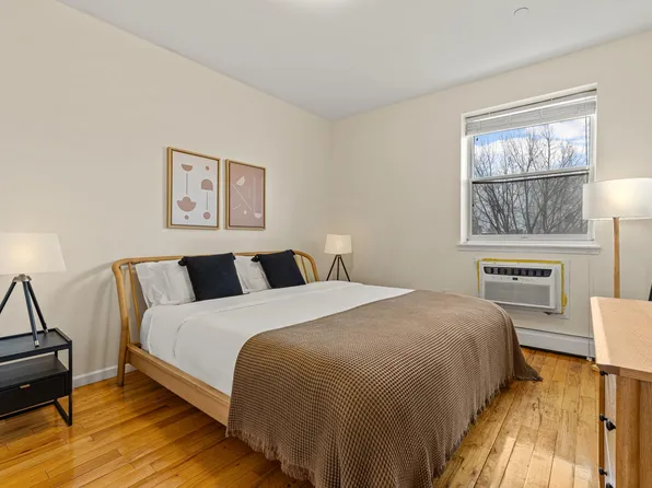 257 15th Street image 1 of 16