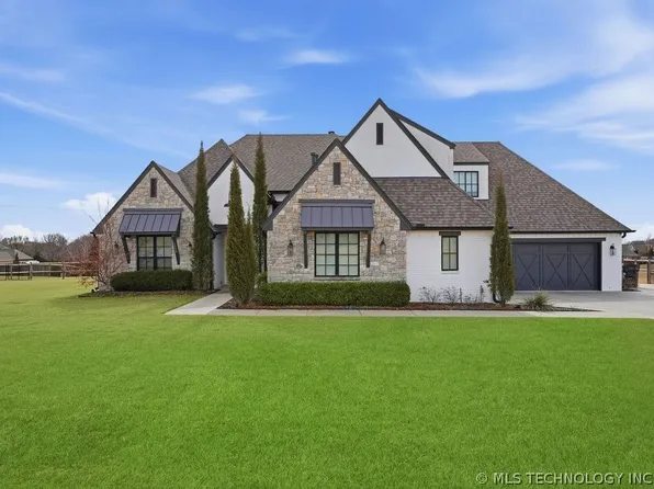 6802 E 86th Pl N, Owasso, OK 74055