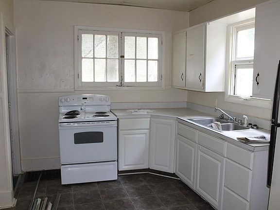 4th image of 430 N Buckeye St
