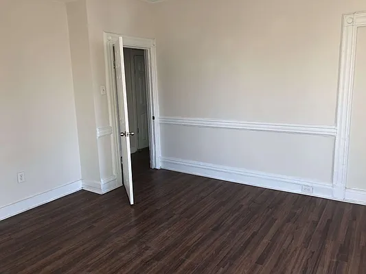 Rented by Avi Realty Manhattan | media 35