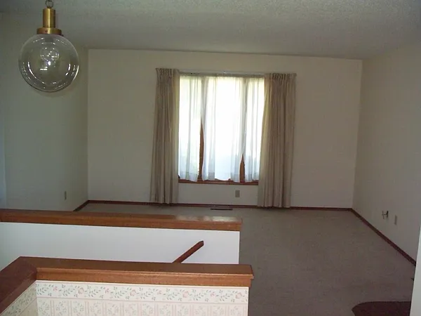 Building Photo - 730 Ridgewood Dr #A