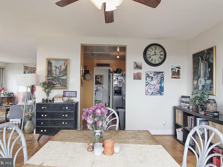 4515 Willard Ave #1604S — Photo 11