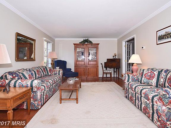 4th image of 2009 Royal Fern Ct