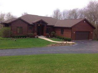 N8235 Oak Hills Dr, East Troy, WI 53120