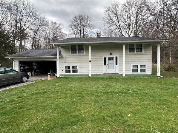4066 Perry Hwy, Cochranton, PA 16314