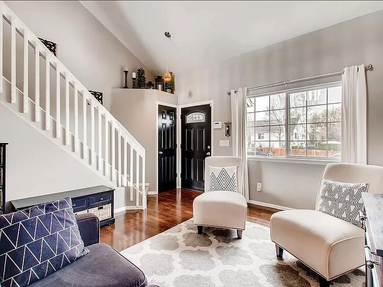 1247 Cedarwood Dr — Photo 3