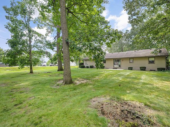 3rd image of 1500 Cottonwood Dr