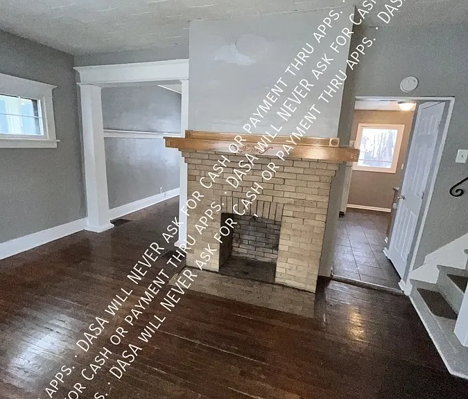 79 Henrietta Ave — Photo 2