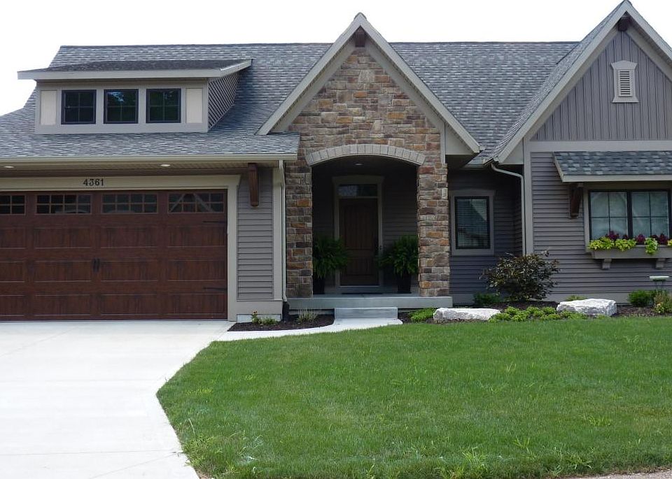 1st image of 4077 Maybeck Dr NE #37