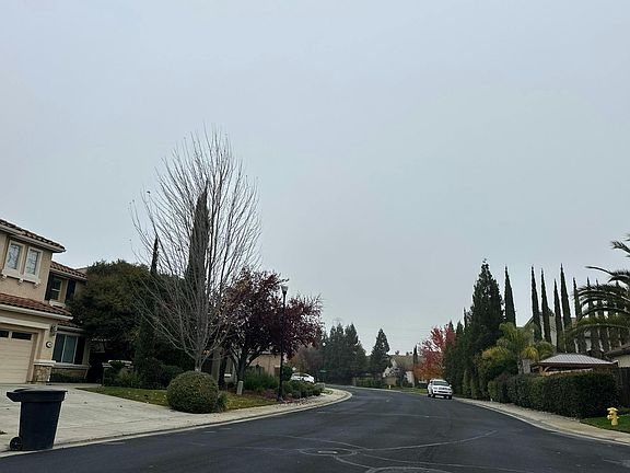 5th image of 1633 Diamond Woods Cir