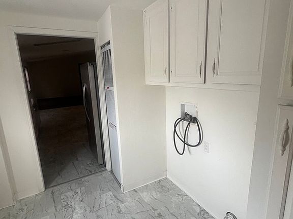 2nd image of 4139 Arden Ave Unit 2