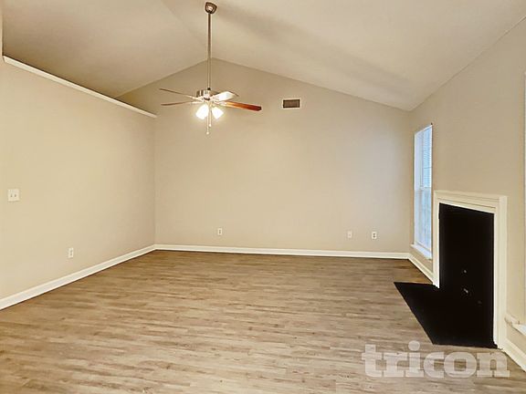 3rd image of 100 Rolling Rock Rd