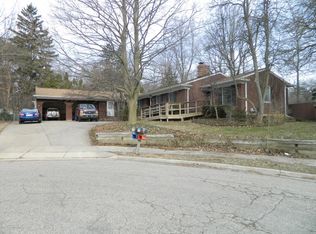 1446 Karlin Ct, East Lansing, MI 48823