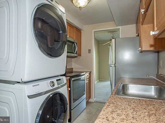 4th image of 6608 Forbush Ct