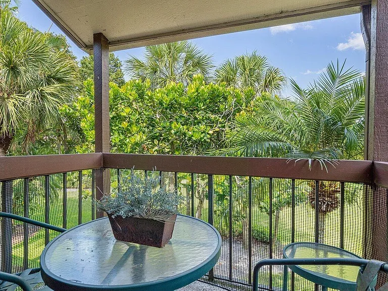 13334 Polo Club Rd #327 — Photo 8