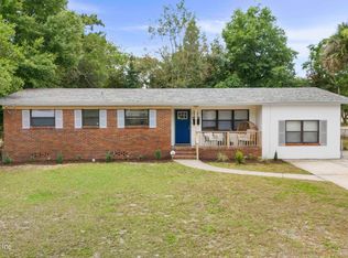 7610 Wycombe Dr N, Jacksonville, FL 32277