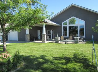 17453 Meadow Lake Rd, Watertown, SD 57201