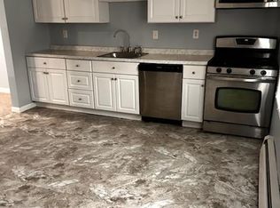 337 High St #1R, Lowell, MA 01852