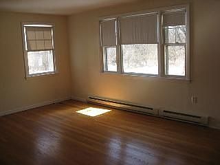4th image of 211 Eastern Pkwy