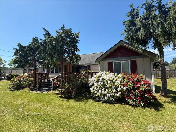 27111 N Place, Ocean Park, WA 98640
