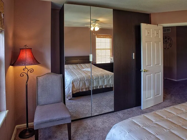 7462 E Lowry Blvd — Photo 7