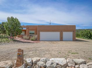 30 Camino Coyote, Edgewood, NM 87015