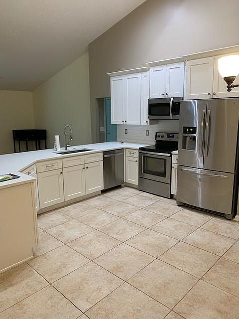 2nd image of 1224 Woodchurch Ln