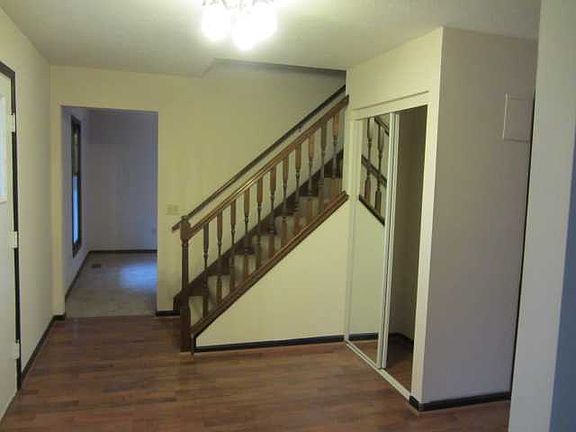 3rd image of 6012 Brofield Dr