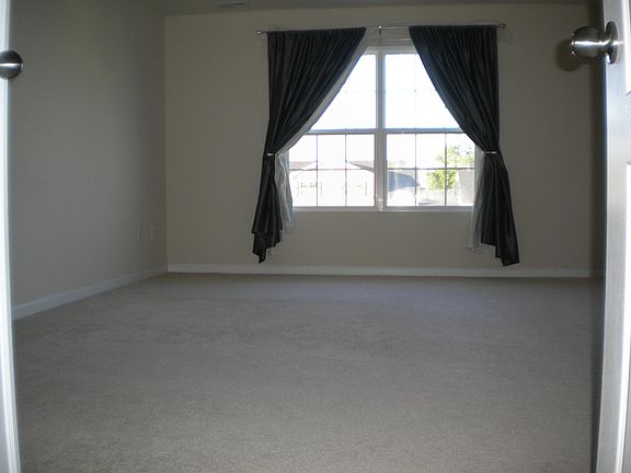 master bed room