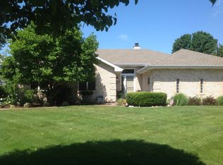 7642 Dove Dr, Schererville, IN 46375