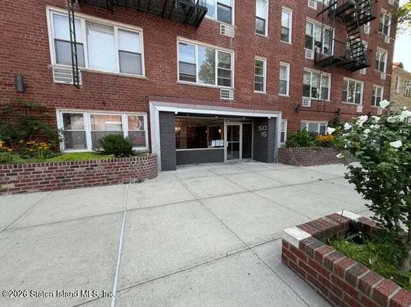 50-15 39th St #4H, Queens, NY 11104