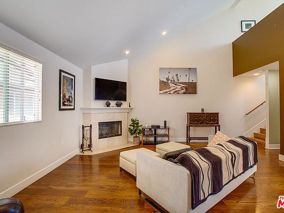 4th image of 3965 Moore St APT 103