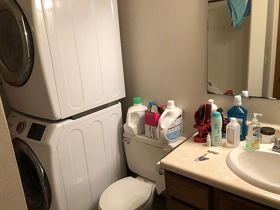 Bathroom (with laundry)