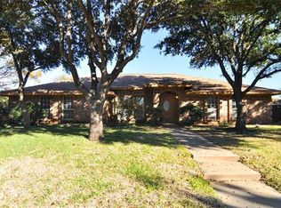 218 Village Tree Dr, Highland Village, TX 75077