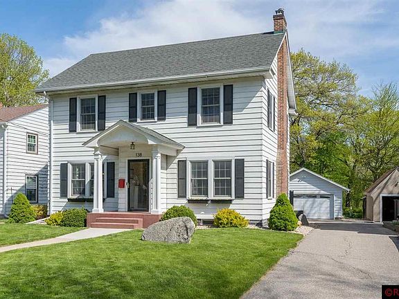 2nd image of 138 Oak Knoll Blvd