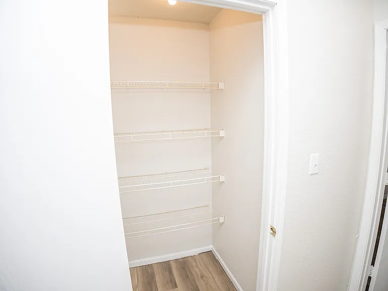 4819 Marion St #4 — Photo 9