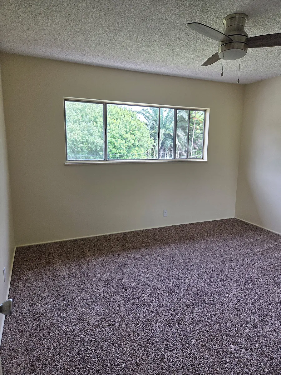 Building Photo - 1029 Magnolia St #G