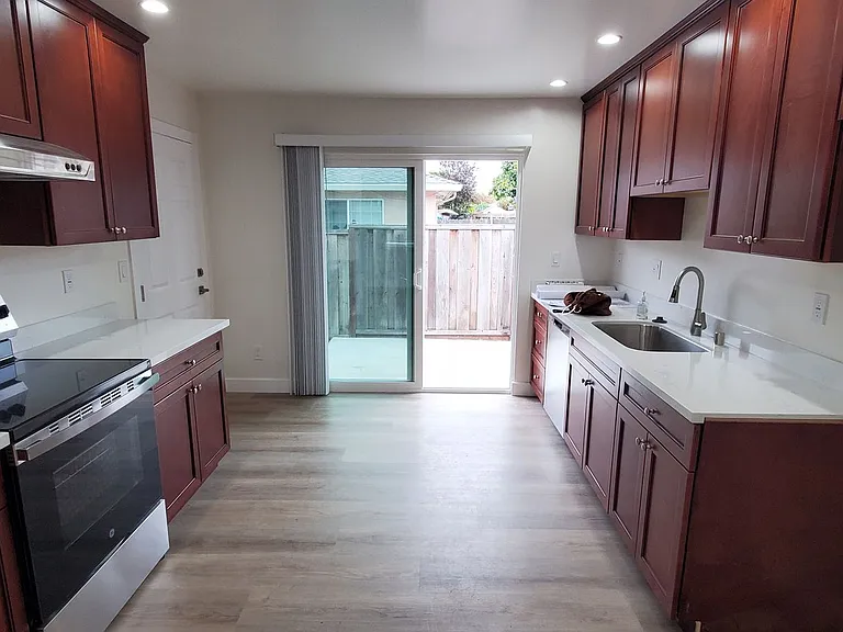 Nevada Rd Homes — Photo 56