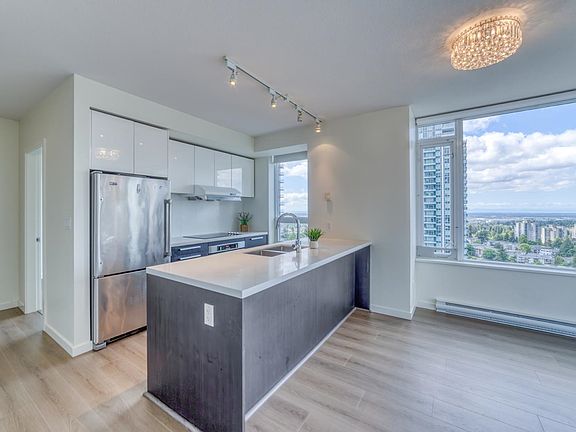 4th image of 6333 Silver Ave #2007