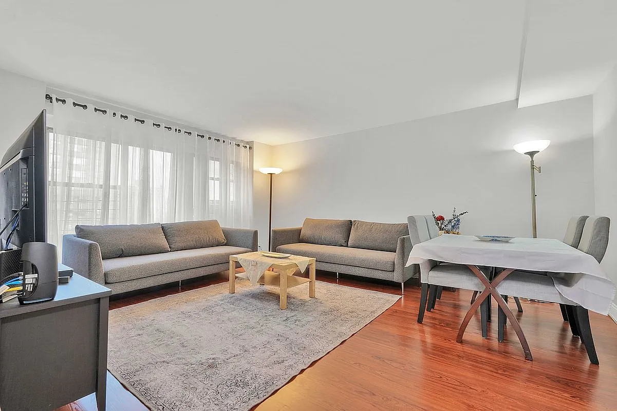 21-41 34th Ave APT 7A photo 1