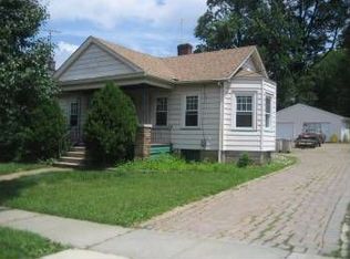 17 Garrett St, Cedar Grove, NJ 07009