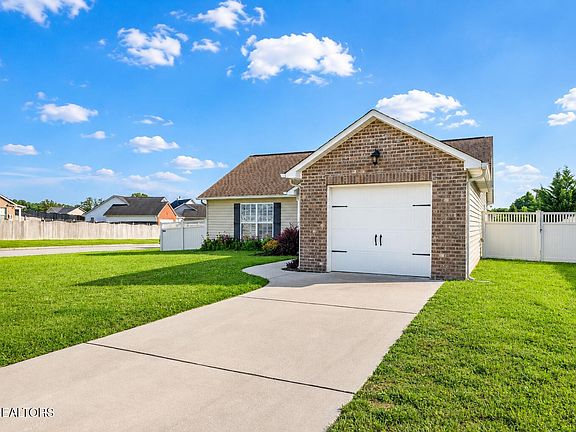 3rd image of 2723 Ely Park Ln