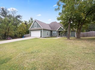 27 Hillswick Ln, Bella Vista, AR 72715