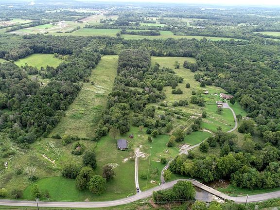 5th image of 567 Stones River Ln